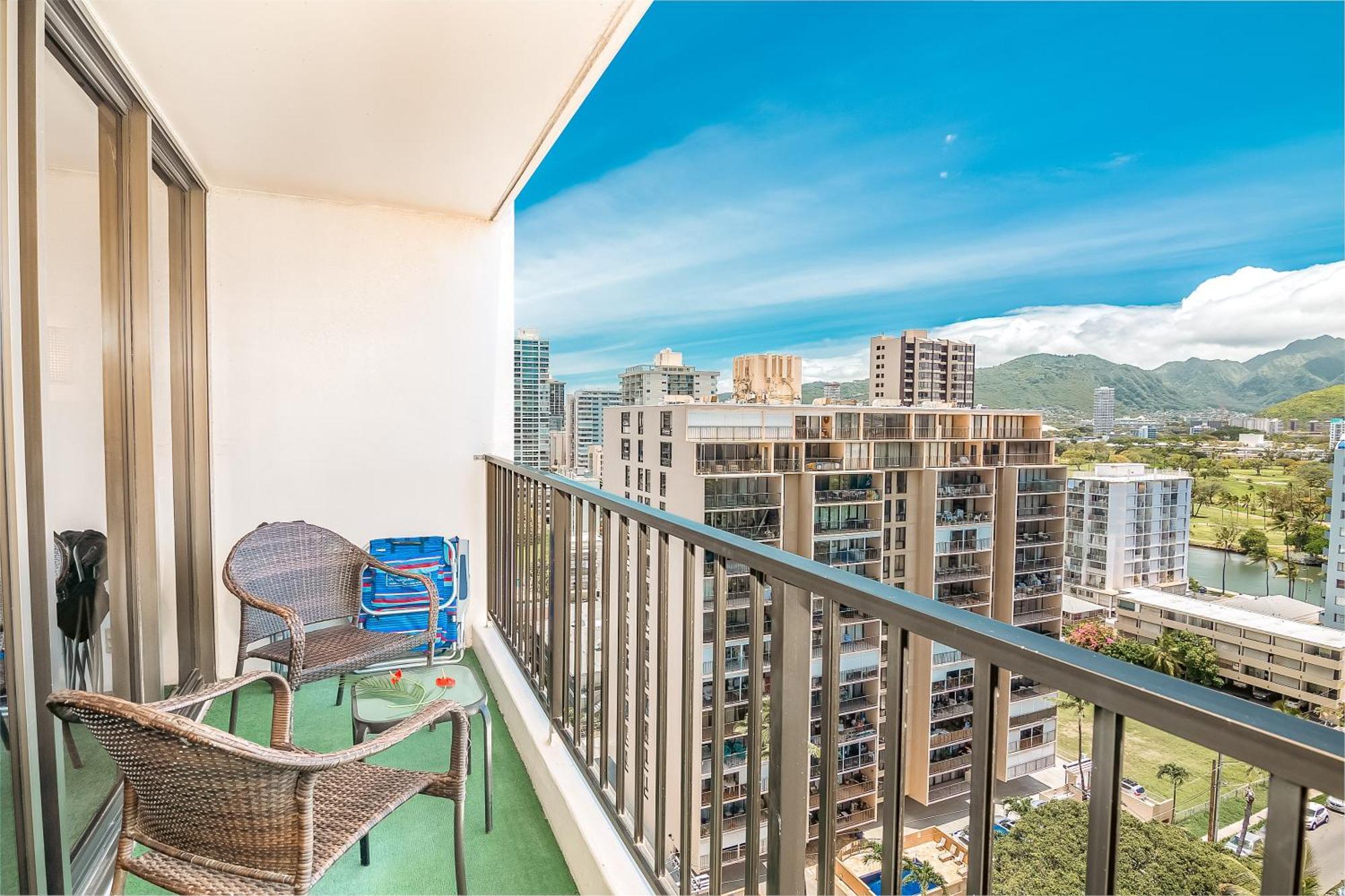 Mountain View Condo W/ King-Size Bed, Free Parking โฮโนลูลู ภายนอก รูปภาพ