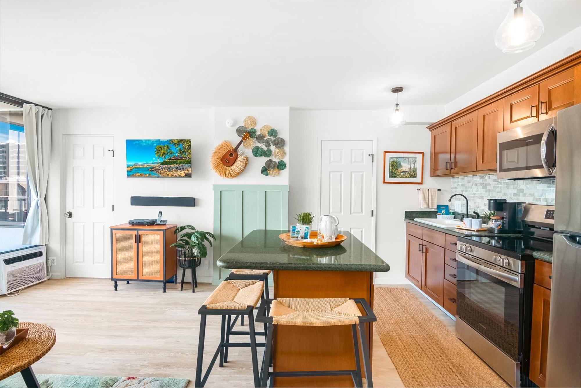 Mountain View Condo W/ King-Size Bed, Free Parking โฮโนลูลู ภายนอก รูปภาพ